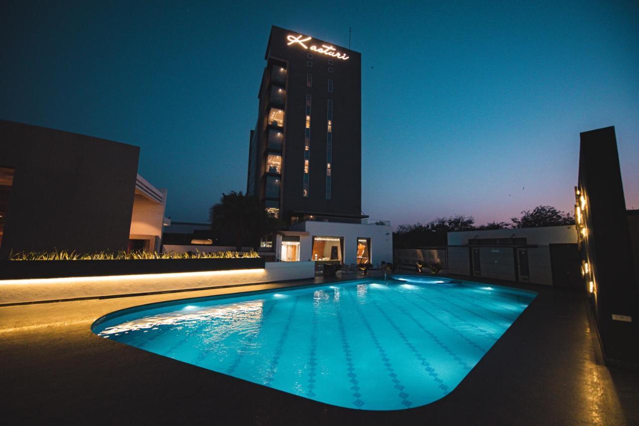 Hotel Kasturi Orchid Pāl Екстериор снимка