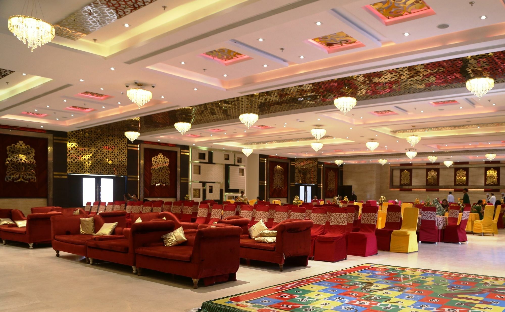 Hotel Kasturi Orchid Pāl Екстериор снимка